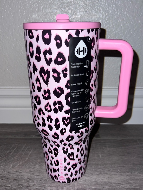 PINK Victoria's Secret Other - PINK x Hydrojug Leopard 40 oz